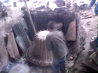 CORAZON DE LA CAMPANA EN CANTERA Y BARRO